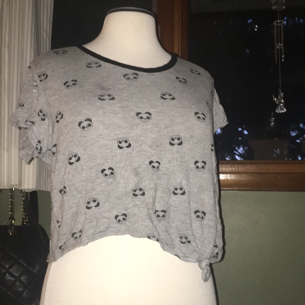 Cute, really soft and comfy crop top❤️